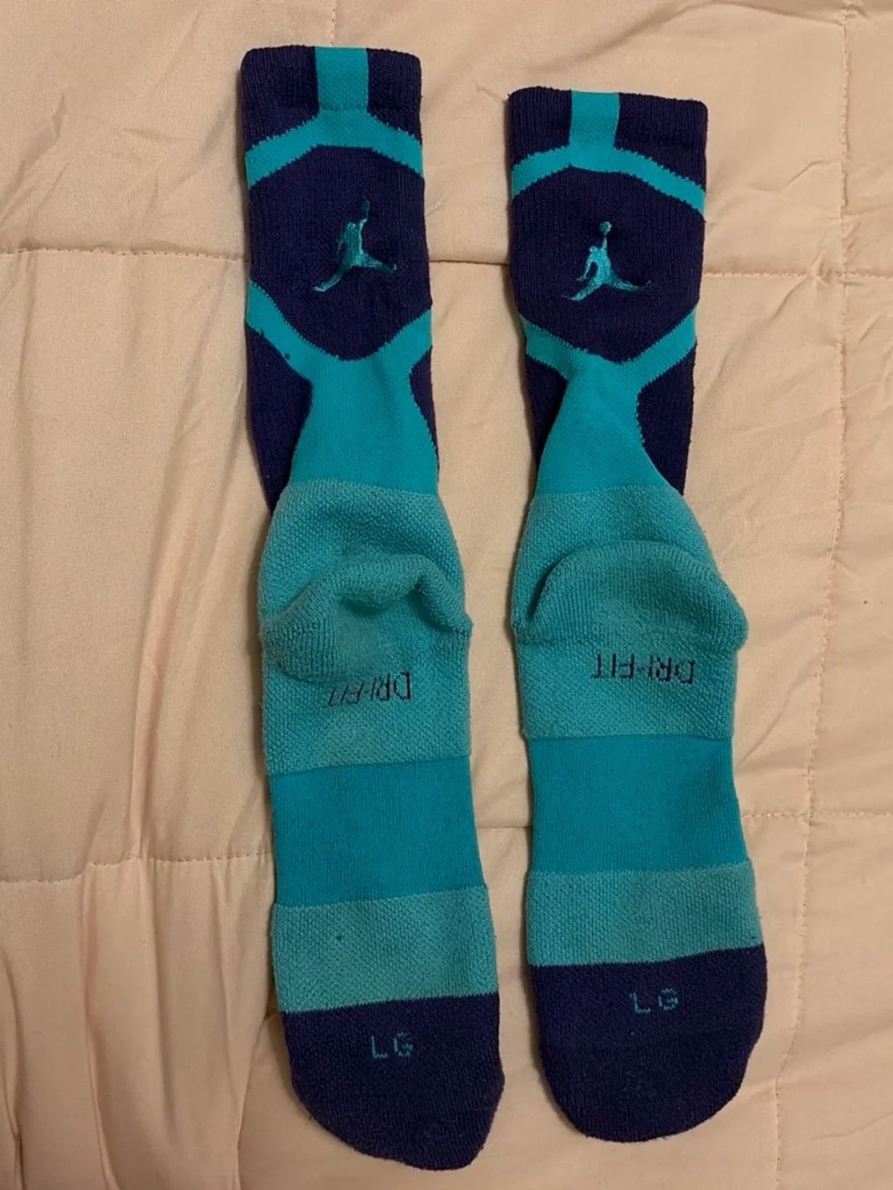 Nike Men’s Teal & Navy Performance Crew Socks